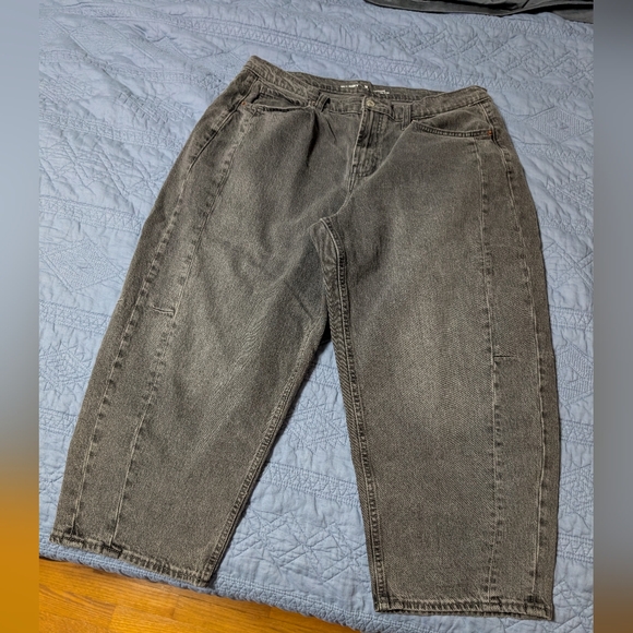 Old Navy Barrel Jeans 16 Petite - Picture 1 of 5